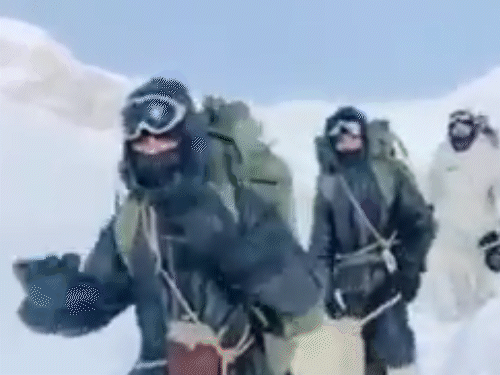 સિયાચીન સહિત ઊંચી પહાડીઓ પર પણ સેનાનું પેટ્રોલિંગ વધારી દેવામાં આવ્યું છે. -ફાઈલ ફોટો