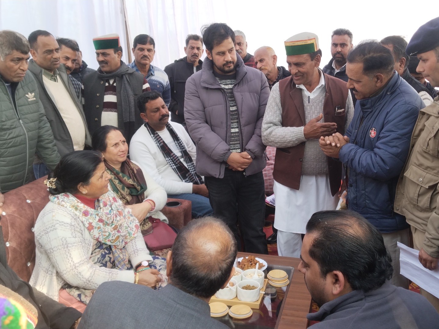 कांगड़ा अंडरग्राउंड केबलिंग परियोजना:  देहरा विधायक कमलेश ठाकुर किया शिलान्यास, पूर्व CM जयराम पर किया पलटवार – Dehra News
