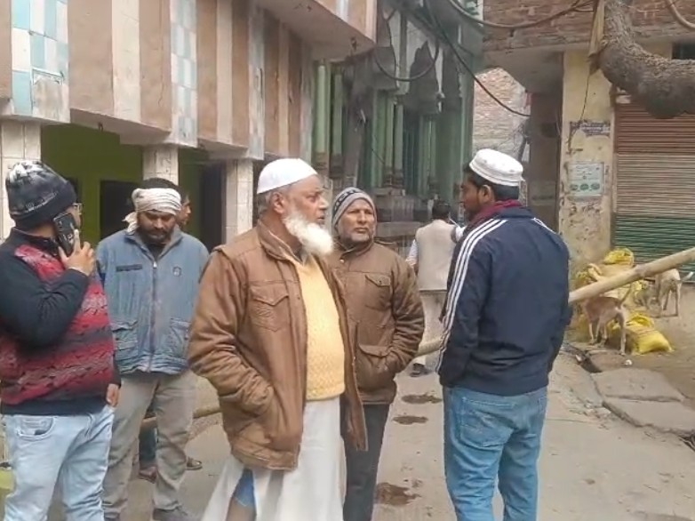 A dilapidated electric pole collapsed in Sambhal.
