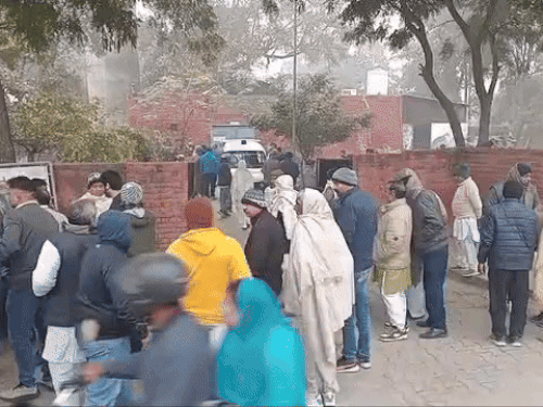 पुलिस ने शव का पोस्टमॉर्टम करवा कर परिजनों को सौंप दिया है