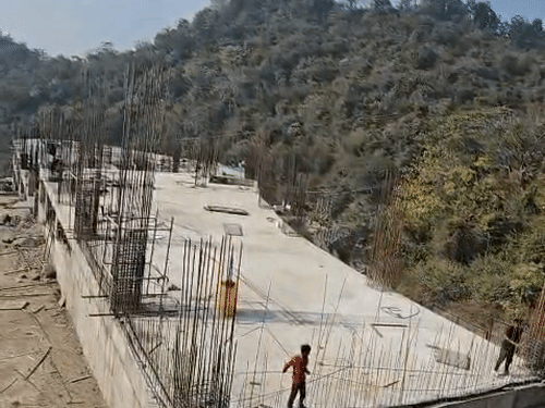 पुरकुल में बन रही पार्किंग का टॉप व्यू।