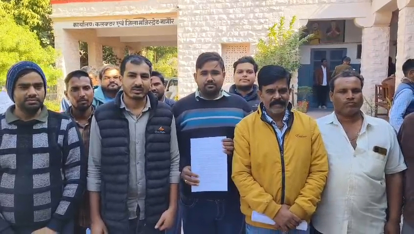 अंडरपास का विरोध कर रहे व्यापारियों का कहना है कि इसकी वजह से हमारे व्यापार ठप हो जाएंगे