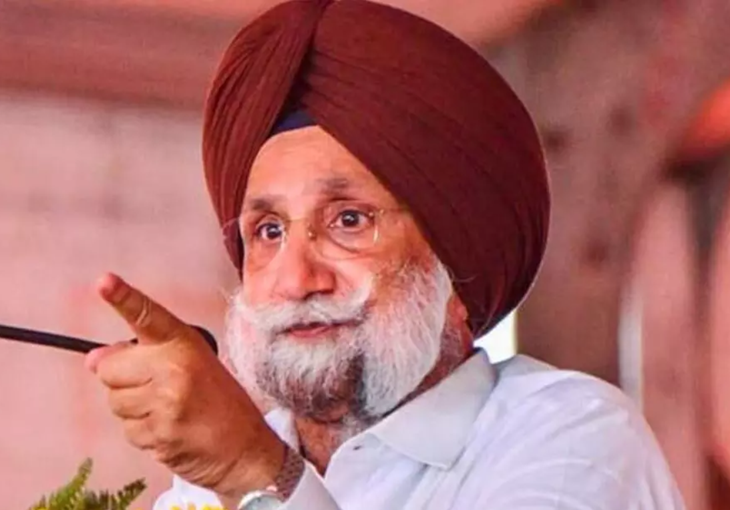 सांसद सुखजिंदर सिंह रंधावा, सीएम की कुर्सी से चूकने के बाद उन्हें डिप्टी सीएम बनाया गया था।