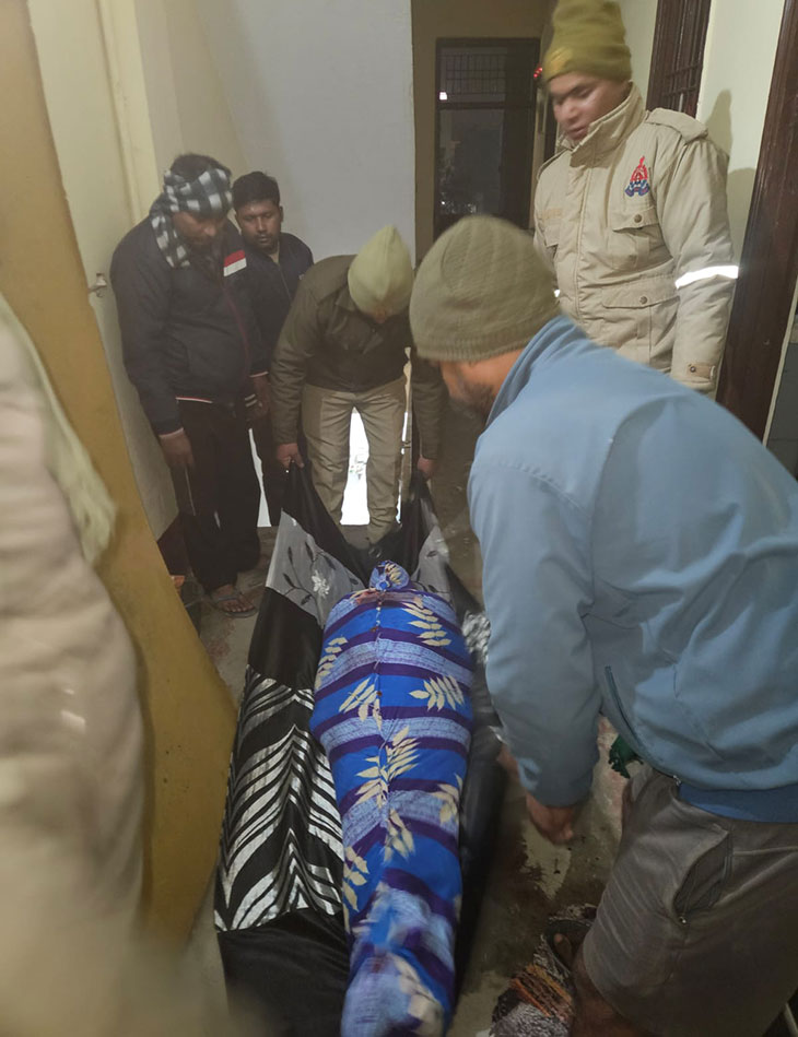 पुलिस ने शवों का पंचनामा कर पोस्टमॉर्टम के लिए भेज दिया।