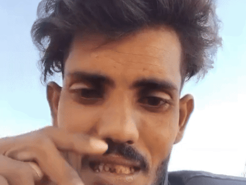 राकेश नायक ने मरने से पहले अपना आखिरी वीडियो बनाया और पत्नी व मामा पर अवैध संबंध का आरोप लगाते हुए जान देने की बात कही।