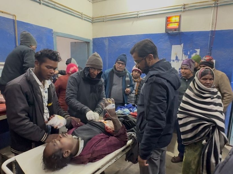 मामूली विवाद में युवक को मारा चाकू, युवक गंभीर रूप से घायल