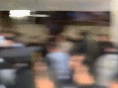 बढ़ती मंहगाई के खिलाफ हजारों की संख्या में प्रदर्शनकारी ईरान की सड़कों पर उतर आए।