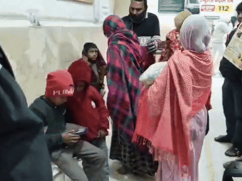 सभी घायलों का सिविल हॉस्पिटल में इलाज चल रहा है