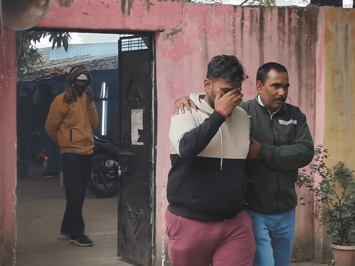 कानपुर में पोस्टमार्टम हाउस पहुंचे जय सिंह राणा के भाई धर्मेंद्र का रो-रोकर बुरा हाल है।