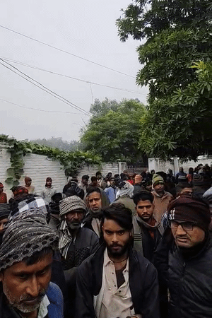 महाराजपुर में बंबुरिहा गांव के दीपू यादव का मंगलवार को अंतिम संस्कार किया है।