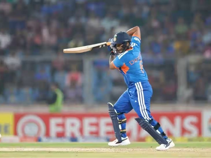 दीप्ति शर्मा महज 7 रन बना सकीं। (फोटो- BCCI)