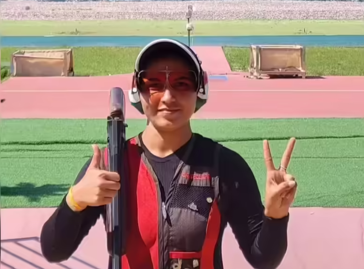 নীরু ন্যাশনাল শ্যুটিং চ্যাম্পিয়নশিপ টুর্নামেন্টের ফাইনালে 41 হিট দিয়ে জিতেছে।