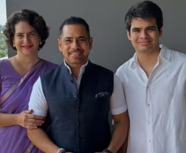 चर्चा है कि न्यू ईयर पर प्रियंका गांधी वाड्रा के बेटे रेहान वाड्रा की सगाई होने वाली है। इसी के लिए गांधी परिवार रणथंभौर पहुंचा है।