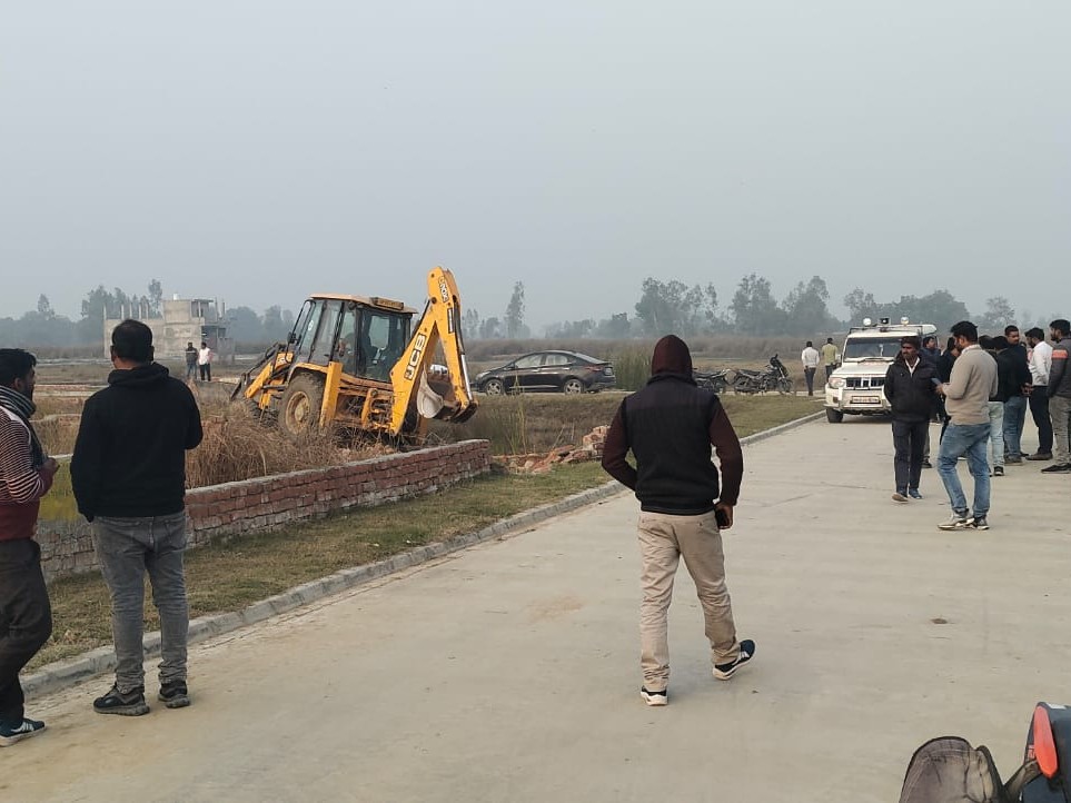 Two bighas of government grazing land was freed from encroachment