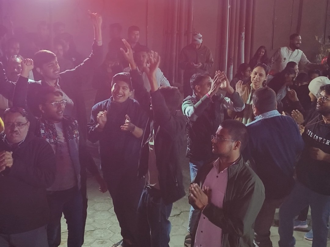 कार्यक्रम में बच्चे, युवा, महिलाएं और बुजुर्ग सभी के लिए 'मेंटल डिटॉक्स' के रूप में प्रस्तुत किया गया।