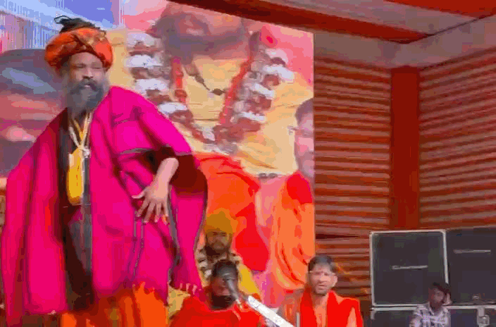 देर रात तक भजन संध्या का दौर चला