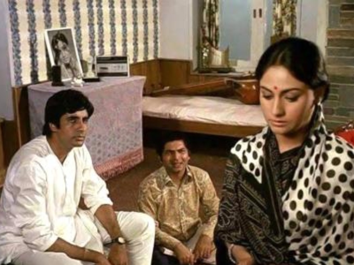 जया और असरानी ने गुड्डी, बावर्ची, अभिमान, चुपके चुपके जैसी फिल्मों में साथ काम किया था।