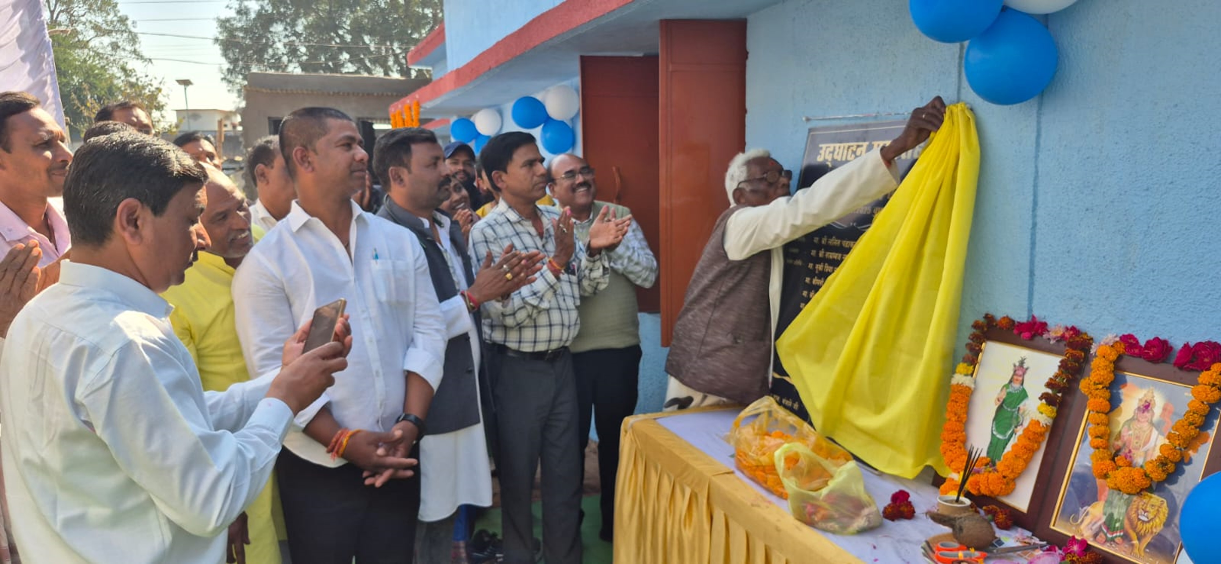 After years of demand, a primary health center was started in Anjora Kh.