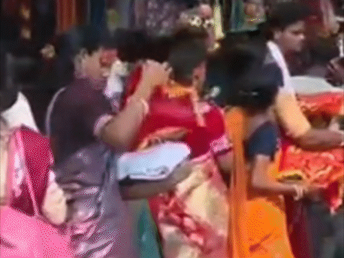 रजरप्पा छिन्नमस्तिका मंदिर में नववर्ष पर उमड़ी भीड़:  झारखंड-बिहार सहित अन्य राज्यों से पहुंचे श्रद्धालु, पूजा-अर्चना कर लिया आशीर्वाद – Ramgarh (Jharkhand) News