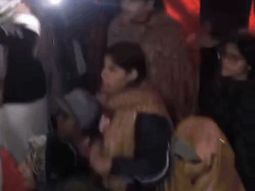 नर्सिंग कॉलेज में चल रहा धरने पर कल रात को हांसी विधायक विनोद भ्याणा पहुंचे थे।