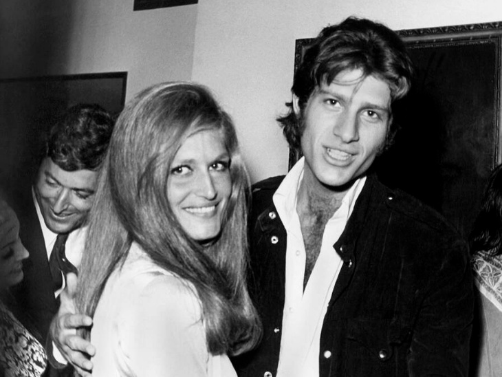 माइक ब्रेंट के साथ कॉन्सर्ट टूर के दौरान ली गई डालिडा की तस्वीर।