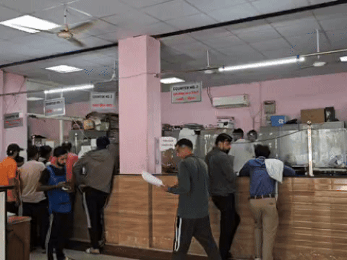 निगम में बनाया गया हेल्प डेस्क (फाइल फोटो )