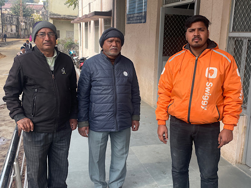 मृतक महिला का परिवार