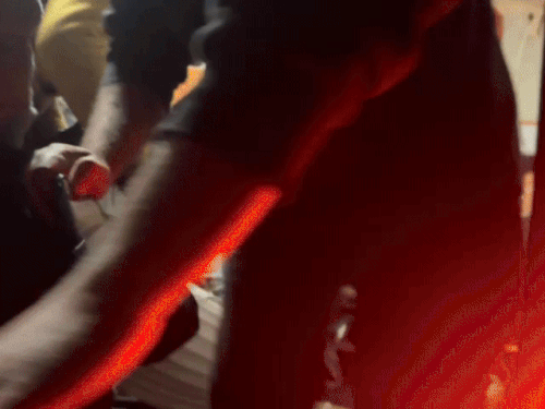 हादसे में घायल लोगों को एम्बुलेंस से अस्पताल लेकर जाती सड़क सुरक्षा फोर्स की टीम।