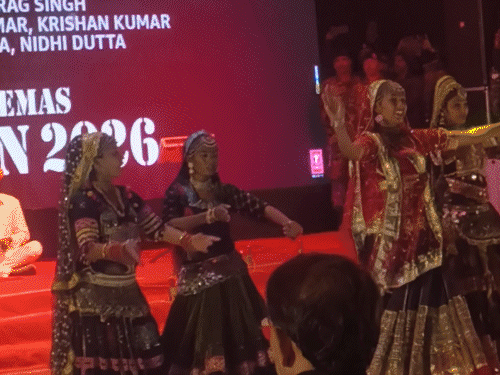 कार्यक्रम के दौरान राजस्थान के पारंपरिक लोक नृत्य का आयोजन हुआ।