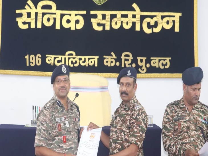 इंस्पेक्टर बिप्लव बिश्वास वर्तमान में बीजापुर में पोस्टेड हैं।