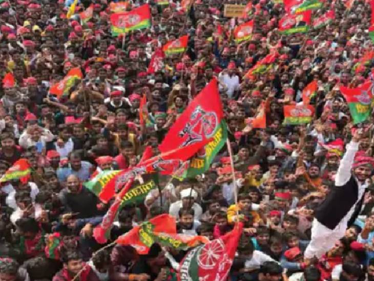 सपा को विदेश में रह रहे अपने वोटरों को लेकर भी चिंता है।