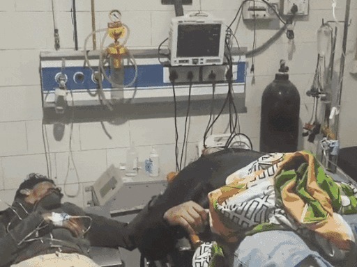 भारतमाला हाईवे पर हादसे में घायल हुए लोगों को हॉस्पिटल में भर्ती करवाया गया।