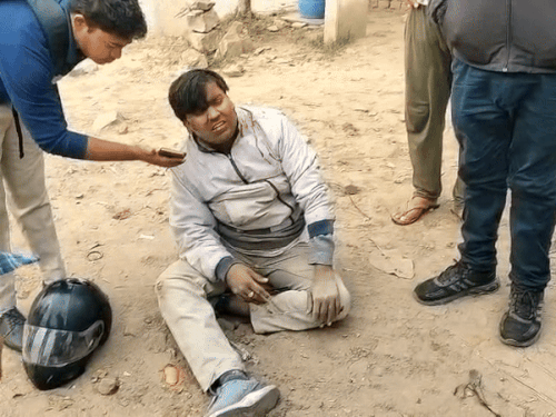 रेवाड़ी में कार चालक ने महिला को 50 मीटर घसीटा:  दूसरी कार आगे खड़ी कर रोका, मसानी के पास हादसा, बाइक सवार दंपत्ति घायल – Rewari News