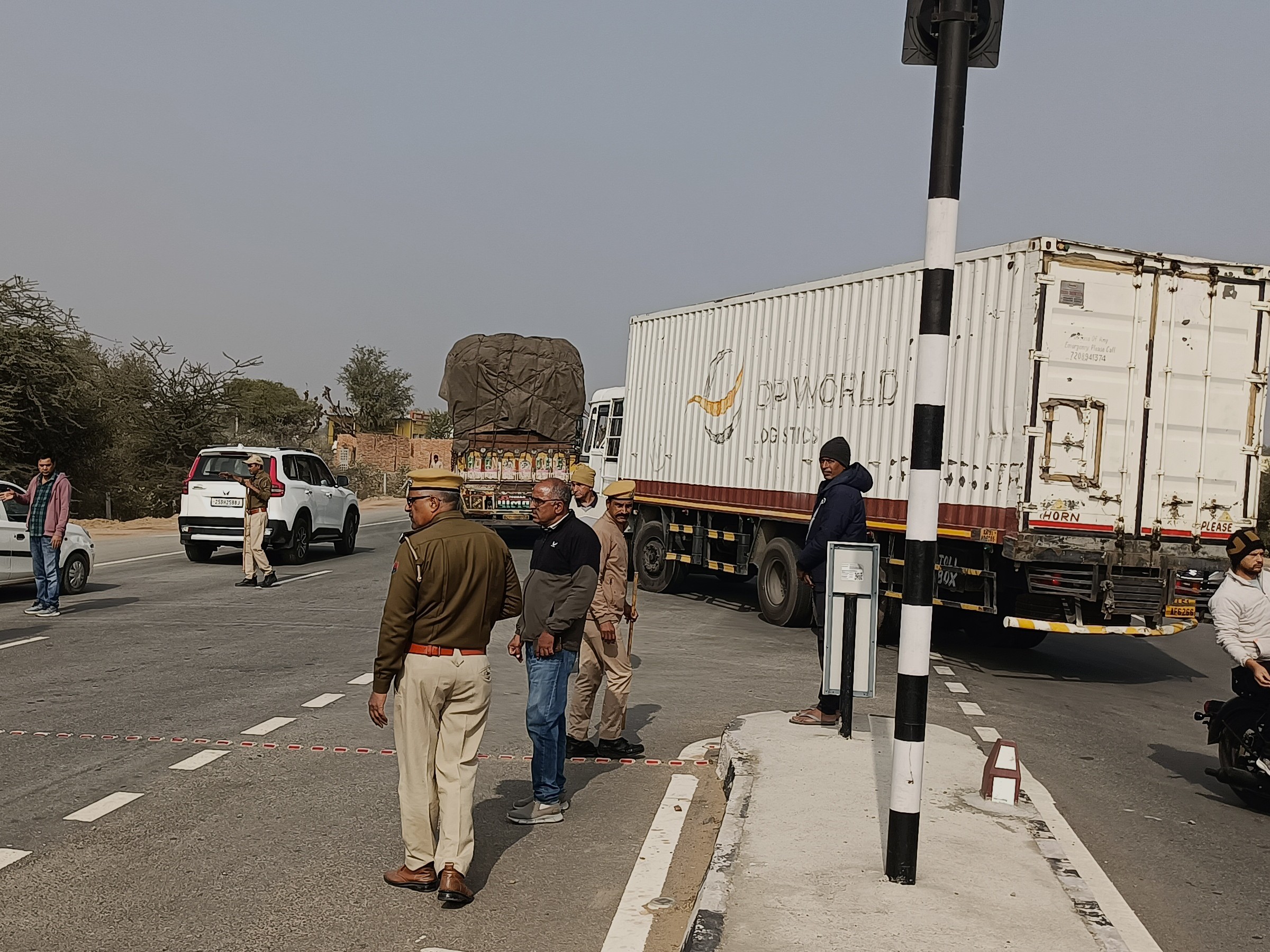 सूचना पर पुलिस की टीम मौके पर पहुंची।