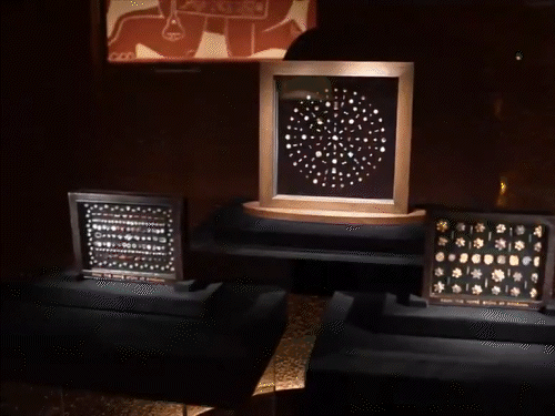 अवशेषों को दिल्ली के राय पिथौरा सांस्कृतिक परिसर में रखा गया है।