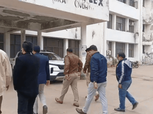 बूचड़खानों से SUV गिफ्ट लेकर विवादों में नूंह पुलिस:  संगठन बोले-ये एक तरह की रिश्वत ही; 4 दिन पहले ही पुलिस ने पकड़े थे 17 मवेशी – Nuh News