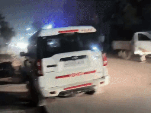 मौके पर पहुंची पुलिस