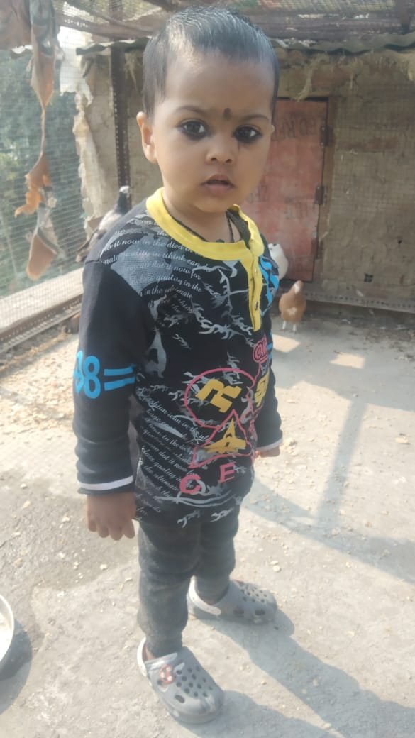 आजमगढ़ में हादसा, दो की मौत:  स्कूटी सवार तीन लोगों को बेकाबू ट्रक ने मारी थी जोरदार टक्कर, मां का चल रहा इलाज – Azamgarh News