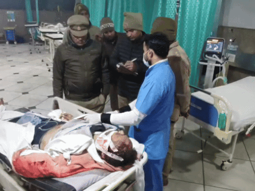 My man was killed for four bottles of blood. | चार बोतल खून के लिए मार डाला  मेरा बंदा: पत्नी ज्योति ने अस्पताल पर लगाए गंभीर आरोप, बोली- मेरे संजय को  मार