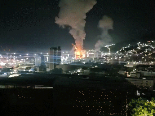 वेनेजुएला में शनिवार को 7 धमाके हुए। धमाकों की आवाज कई किलोमीटर दूर तक सुनी गई थी। - Dainik Bhaskar