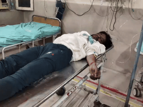 हिस्ट्रीशीटर समीर को एक जनवरी को मुठभेड़ में गोली लगने के बाद सिविल अस्पताल में इलाज के लाया गया था।