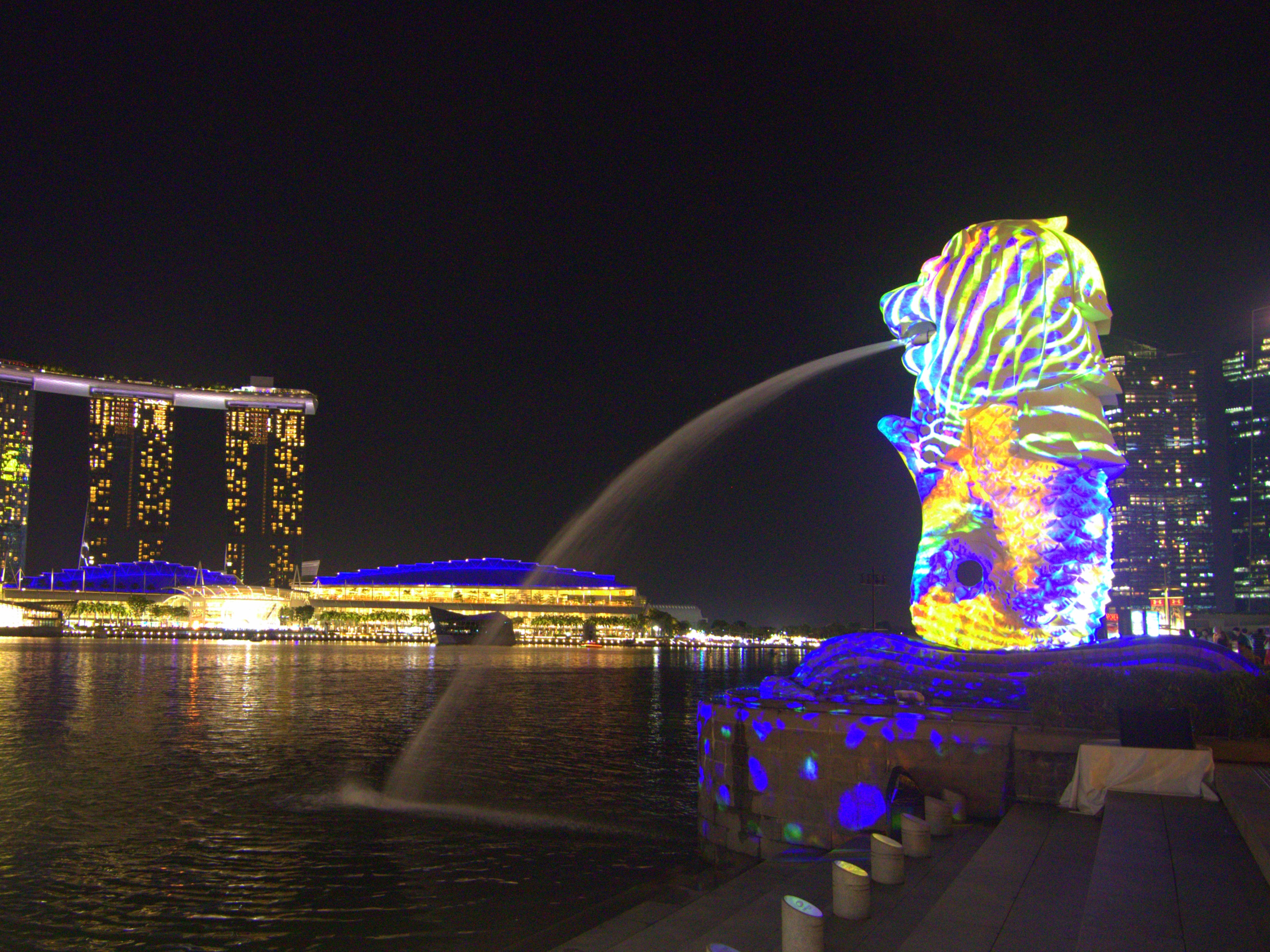 मेरलॉयन पार्क का मनमोहक नजारा। - Dainik Bhaskar