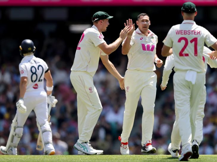 बगैर स्पिनर के उतरा ऑस्ट्रेलिया पहले दिन 3 ही विकेट ले सका। - Dainik Bhaskar