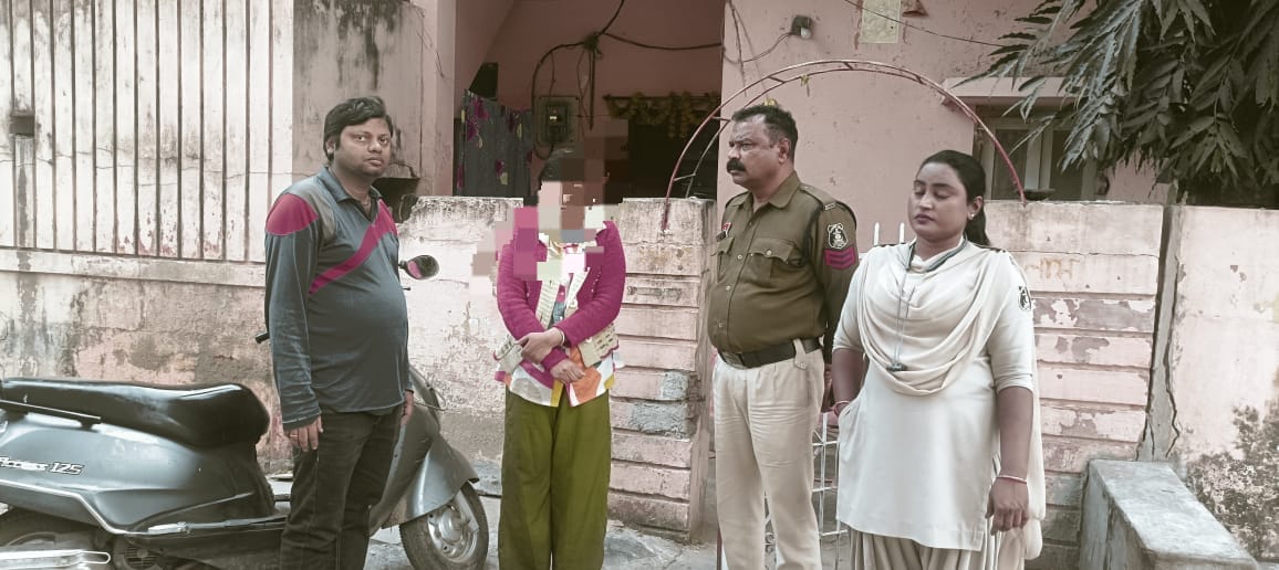 पुलिस ने सुरक्षित युवती को उसके घर पहुंचाया।