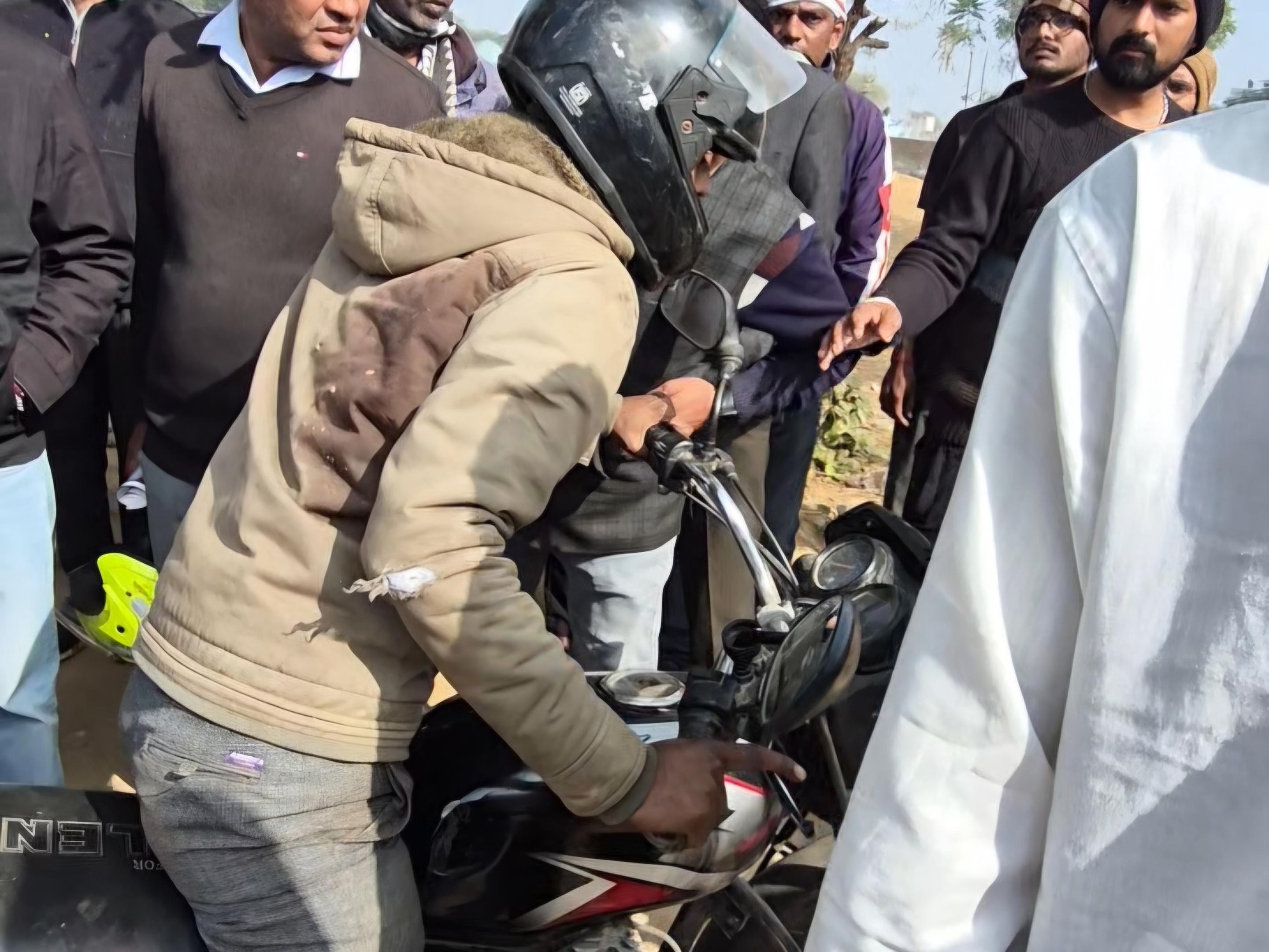 मृतक के साथ बाइक चलाने वाले किशोरीलाल।