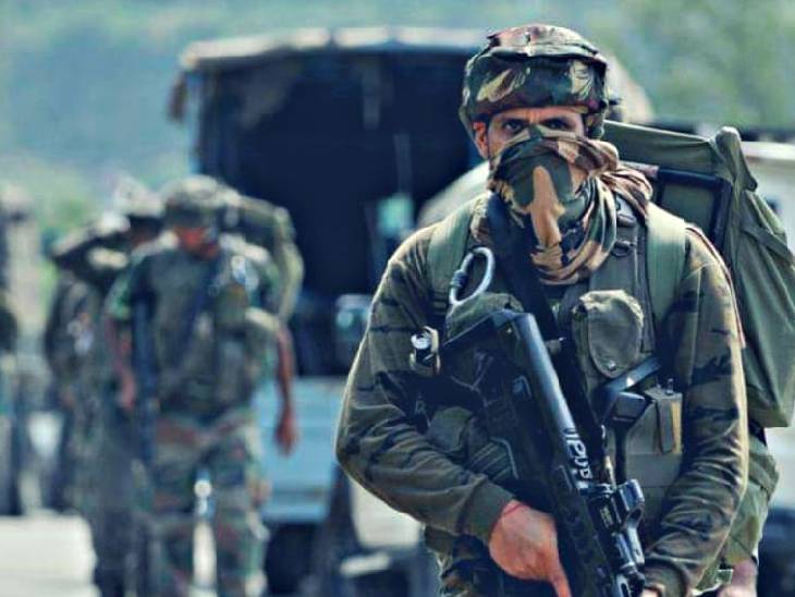 सेना ने साल 2023 से 2032 को परिवर्तन का दशक घोषित किया है। File - Dainik Bhaskar