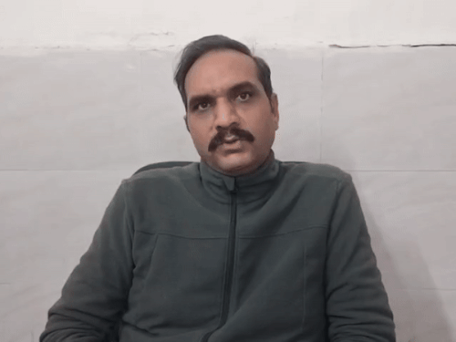 न्यूरो सर्जन डॉ उपेंद्र भारद्वाज ने बताया कि ऐसा संभव है, क्योंकि बुलेट एक मैटेलिक ऑब्जेक्ट है।