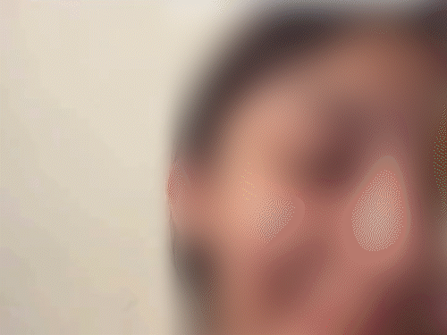 सोशल मीडिया पर ऑनलाइन चल रहे देह व्यापार के धंधे में बेडरूम के अंदर की रील बनाकर डाली जा रही है।