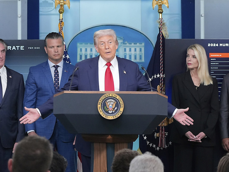 पहले ट्रम्प ने भारत के रूस से तेल आयात को लेकर कई बार नाराजगी जाहिर की थी।