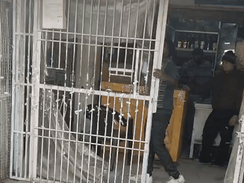 चंडीगढ़ में अवैध अतिक्रमण चला प्रशासन का बुलडोजर:  शराब का ठेका शामिल, भारी मात्रा में रहा पुलिस बल तैनात, आगे के लिए दी गई चेतावनी – Chandigarh News